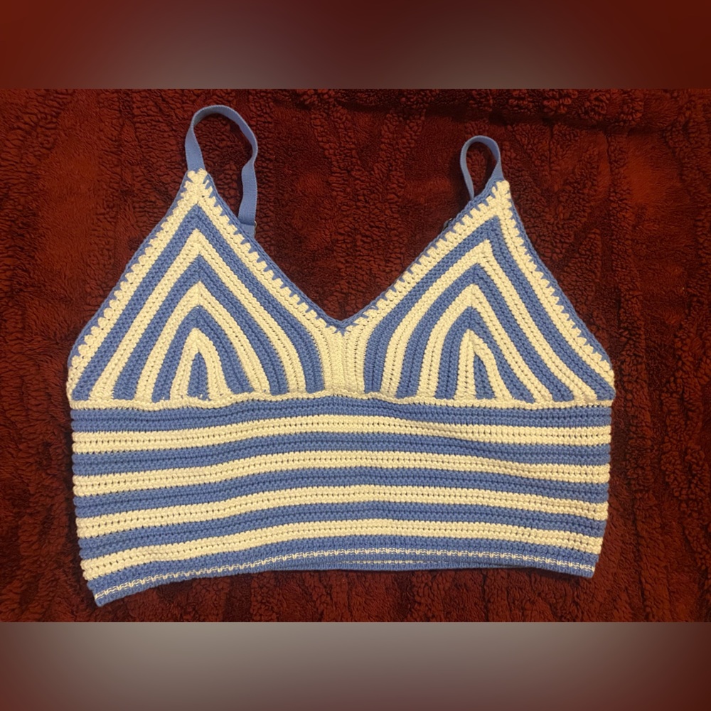 Crochet Style v-neck Bralette